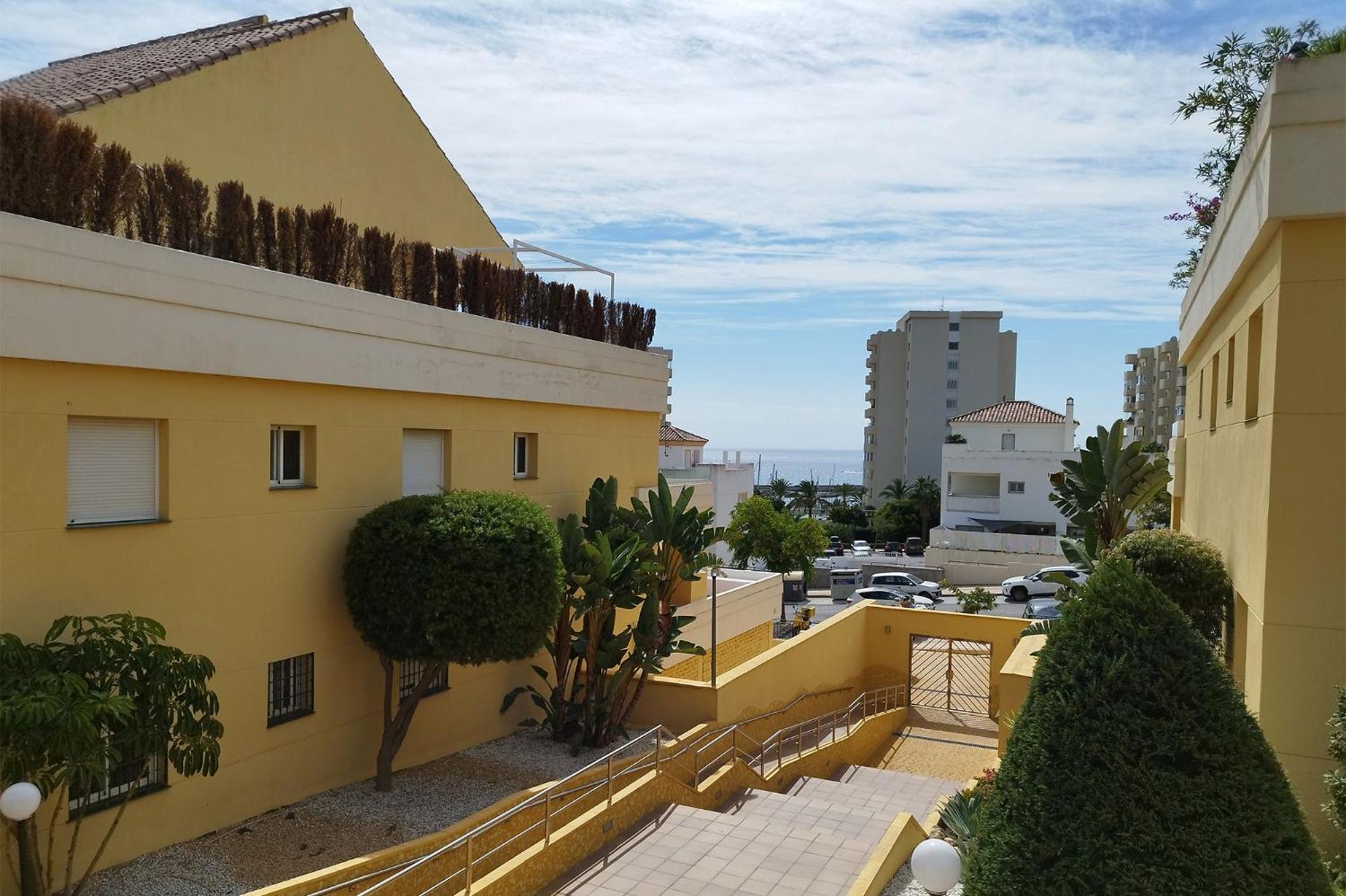 埃斯特波纳Puertosol 2公寓 外观 照片